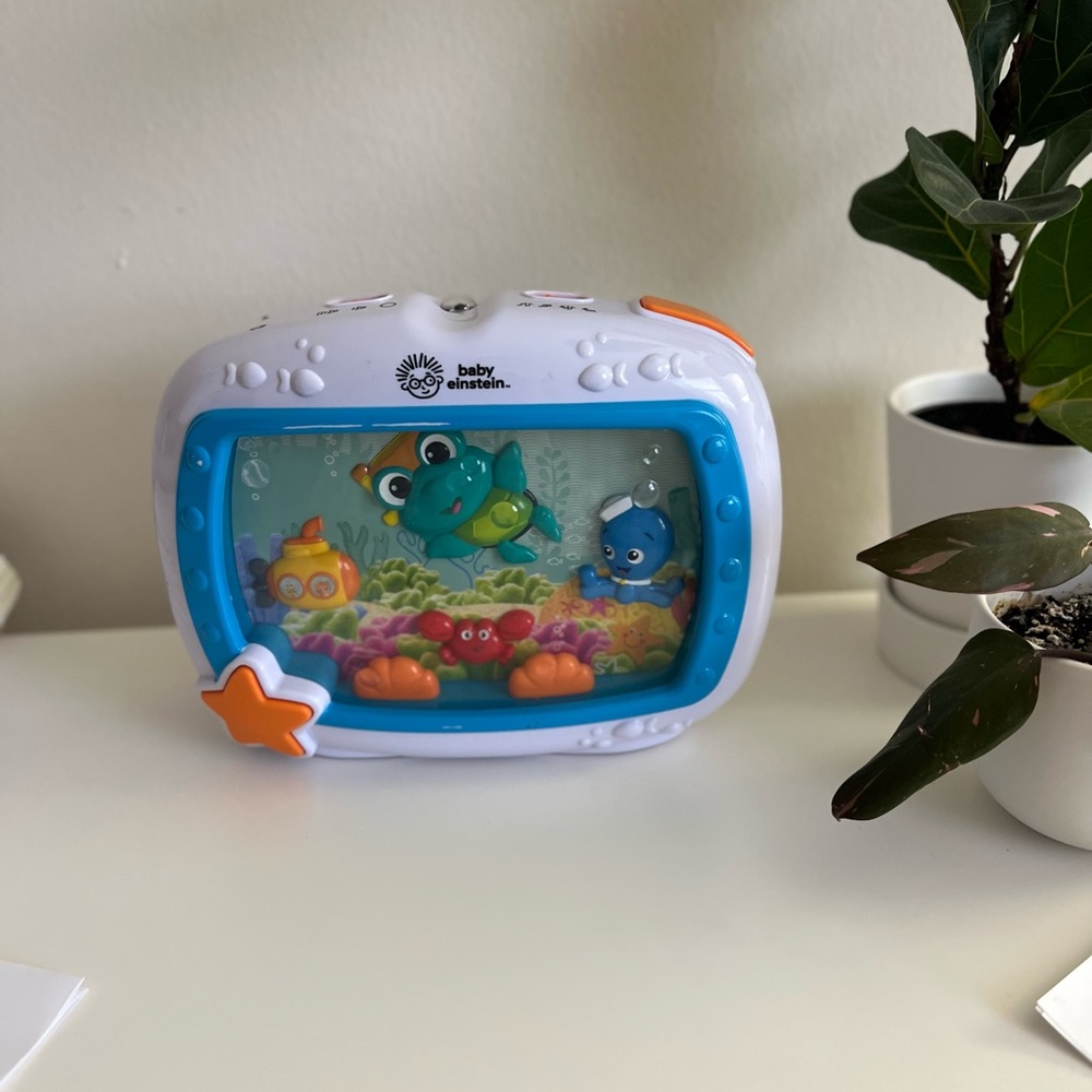 Baby Einstein Sea Dreams Soother Musical Crib Toy and Sound Machine